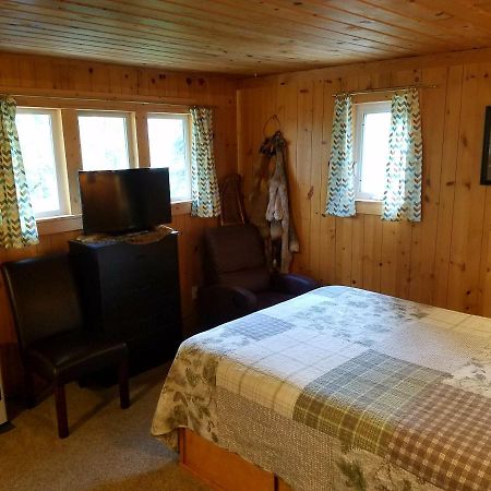 Northwoods Cottage Bed And Breakfast Φέρμπανκς Εξωτερικό φωτογραφία