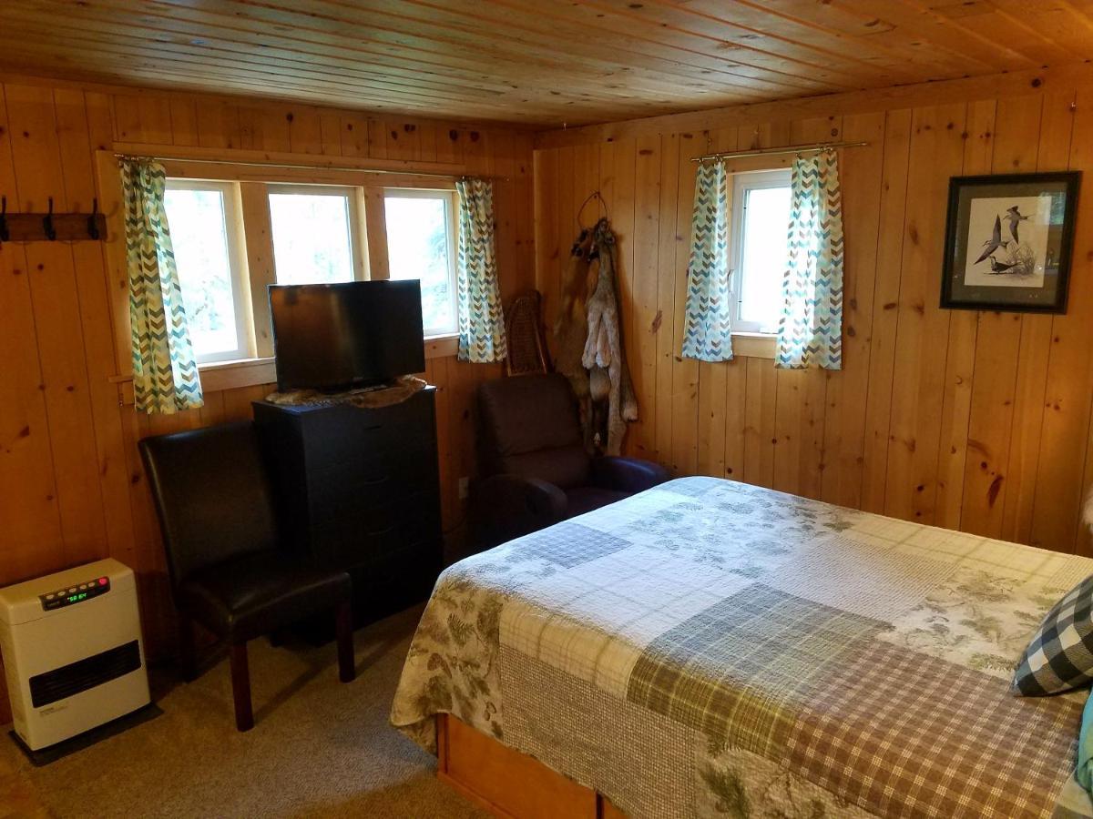 Northwoods Cottage Bed And Breakfast Φέρμπανκς Εξωτερικό φωτογραφία